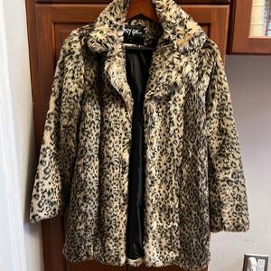 Vintage NASTY GAL leopard print fuzzy coat size M